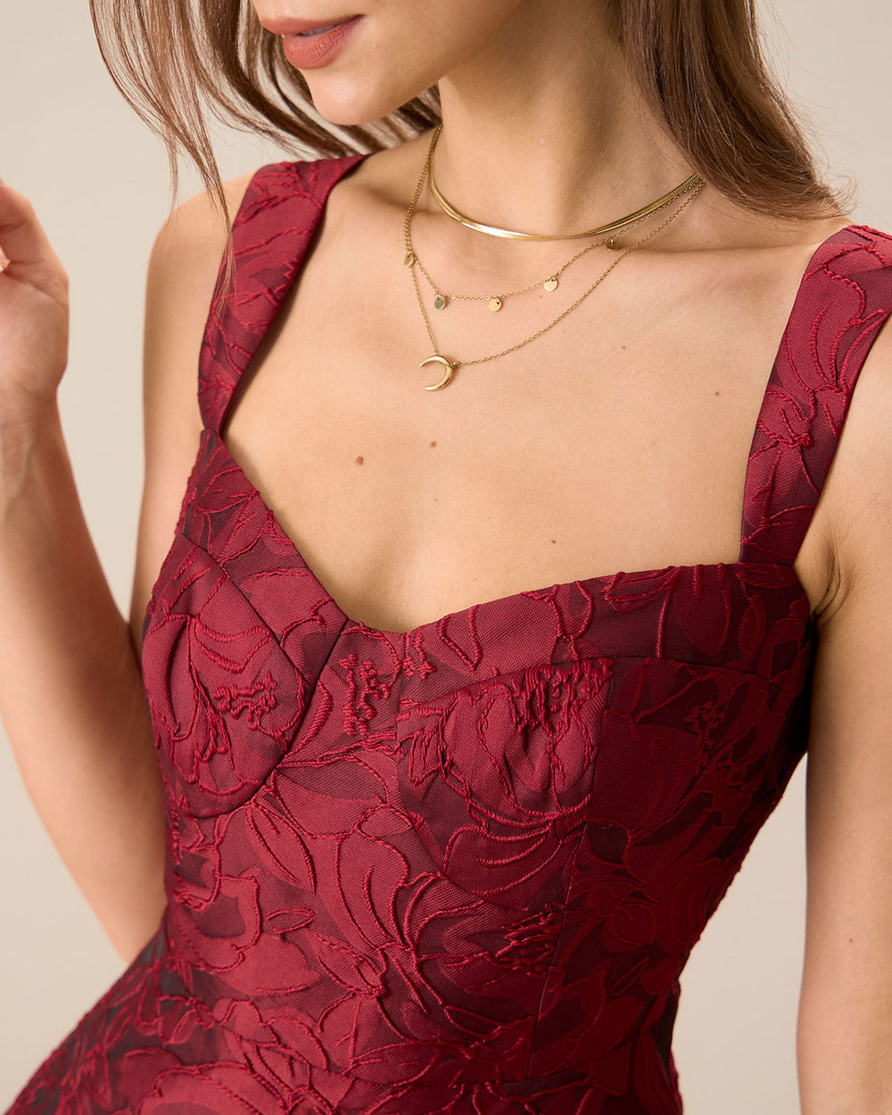 Vestido Camila | Elegancia en Jacquard Tono Rojo