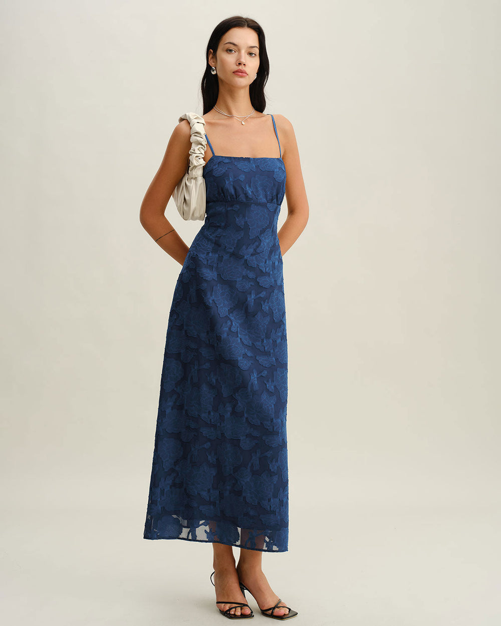 Vestido Julieta | Elegancia en Jacquard Tono Azul marino