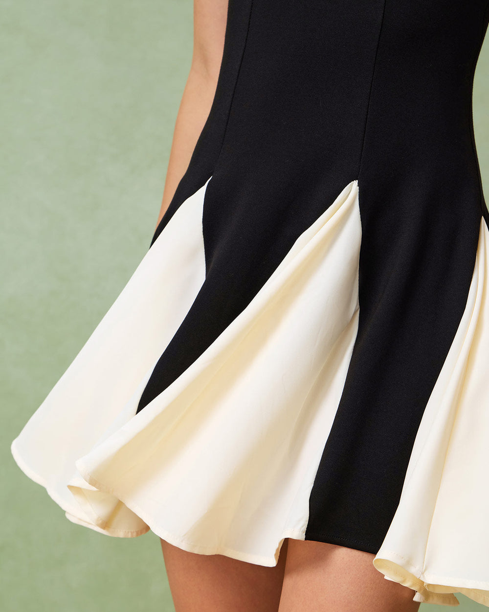 Vestido Valentina | Elegancia en Satén Tono Negro