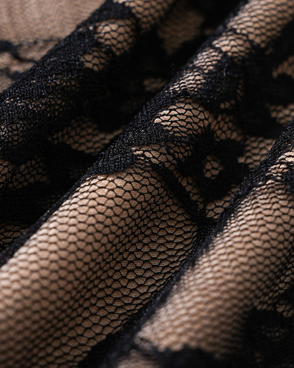 Vestido Amalia | Elegancia en Encaje Tono Negro