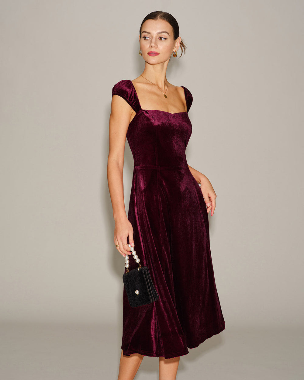 Vestido Ginevra | Elegancia en Terciopelo Tono Rojo