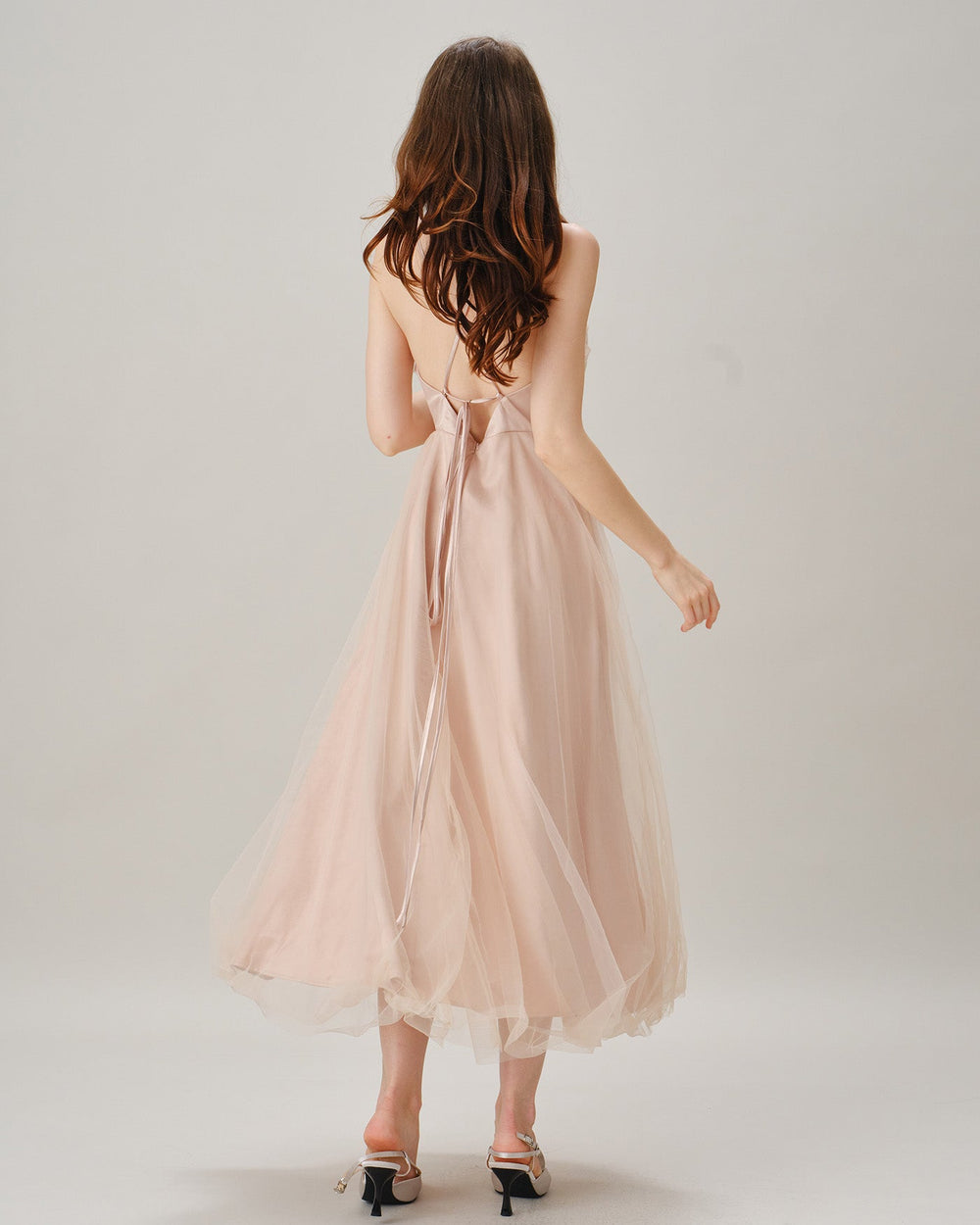 Vestido Bianca | Elegancia en Satén Tono Durazno