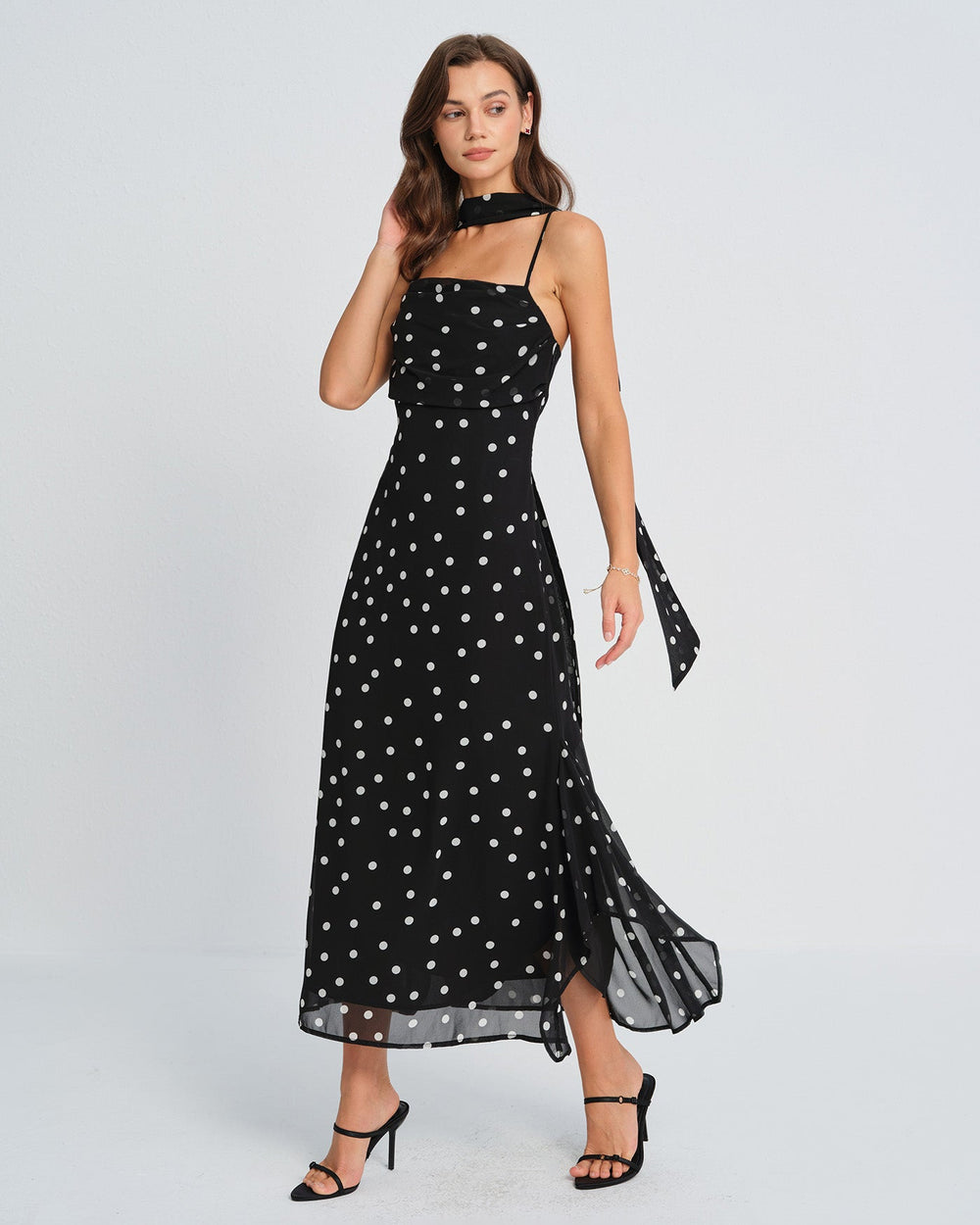 Vestido Penélope | Elegancia en Satén Tono Negro
