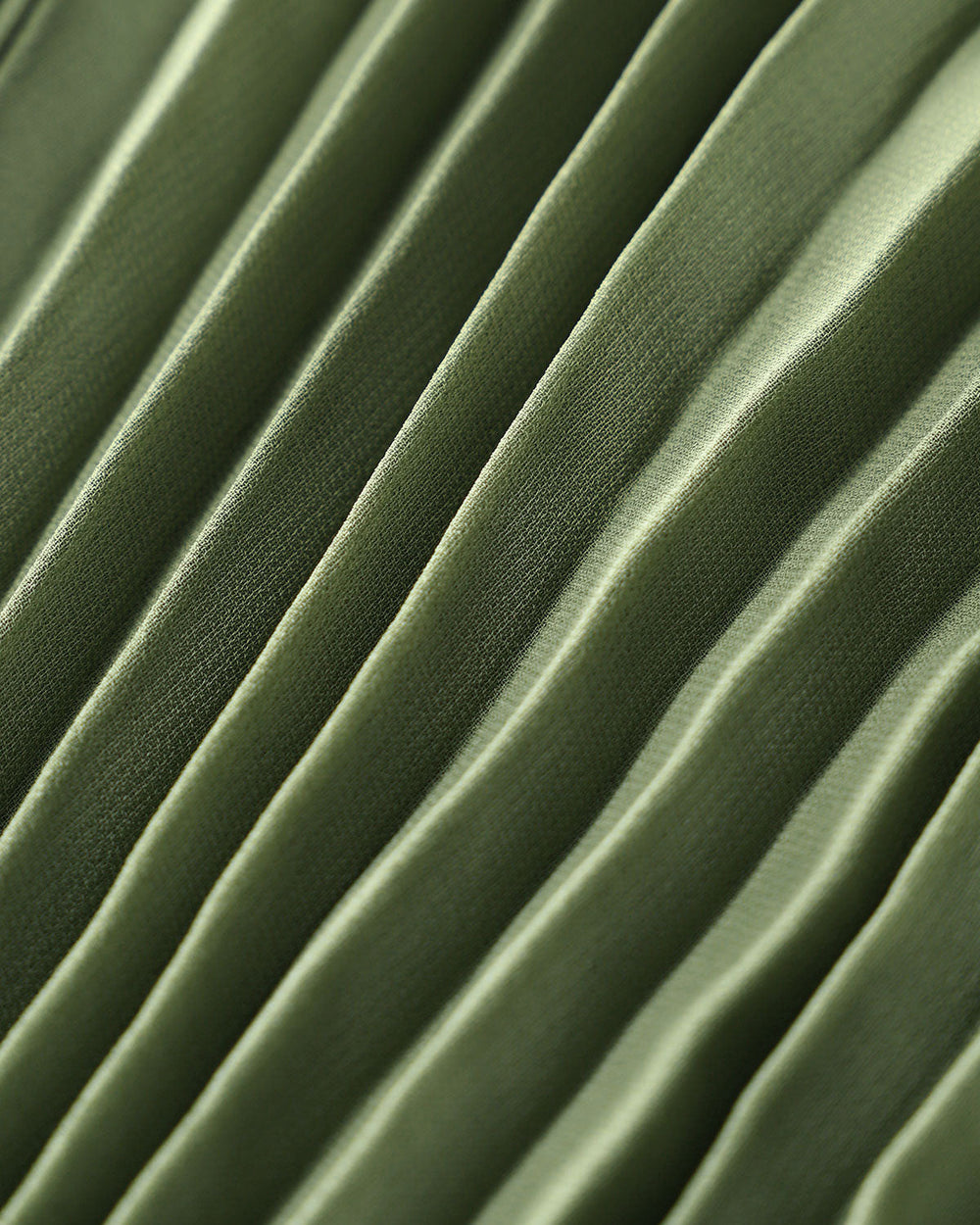 Vestido Renata | Elegancia en Satén Tono Verde