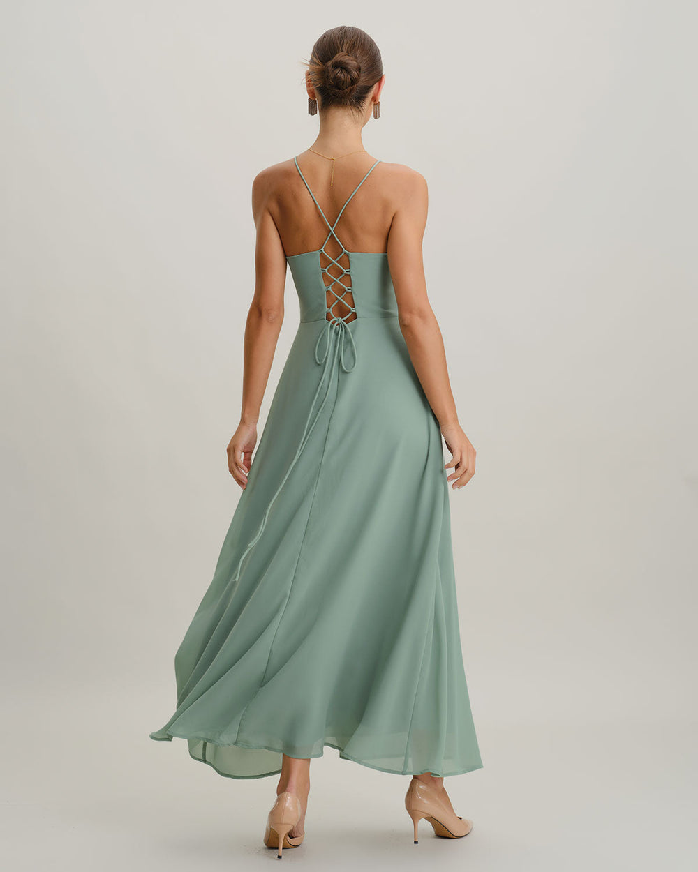 Vestido Ariadna | Elegancia en Satén Tono Verde