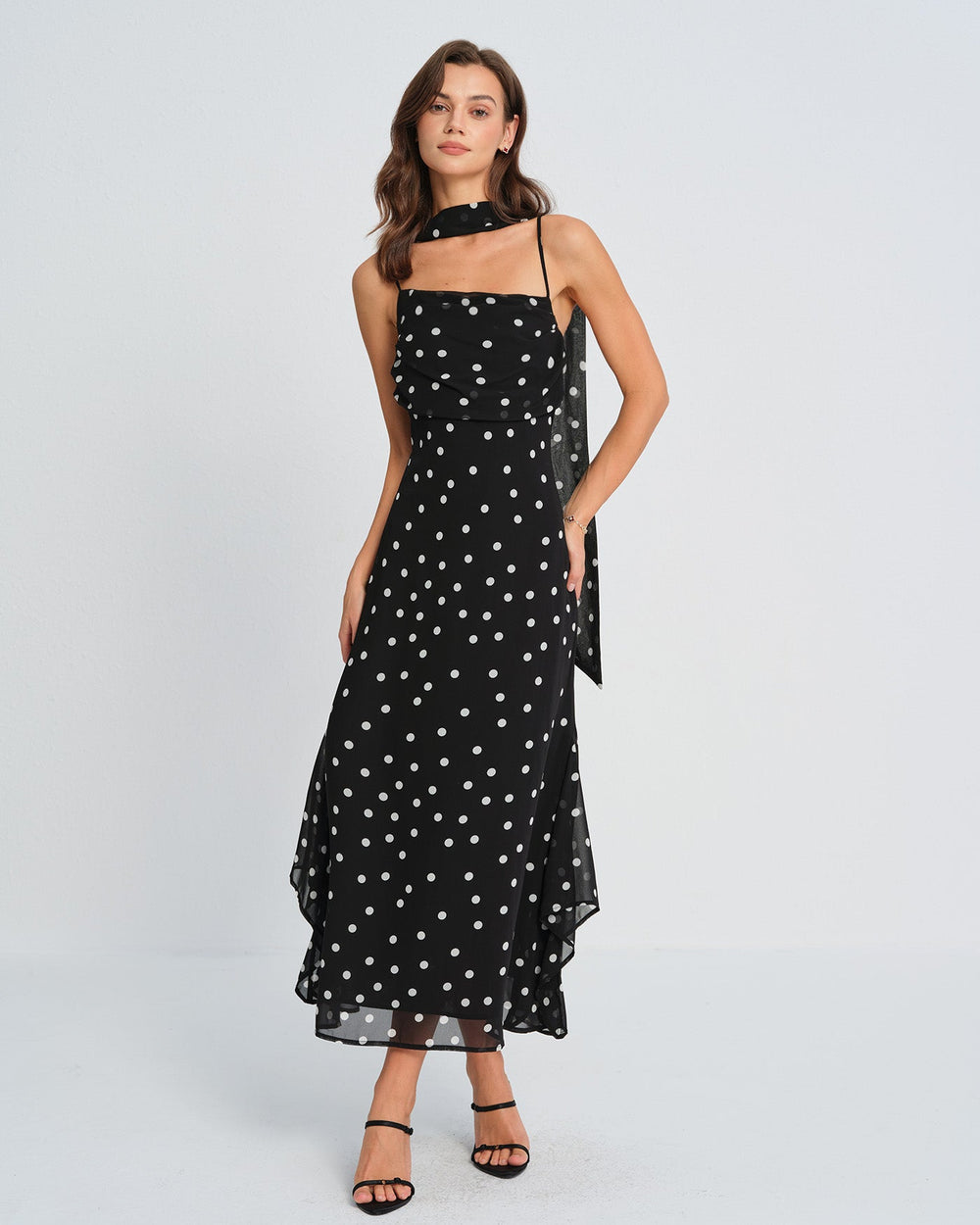Vestido Penélope | Elegancia en Satén Tono Negro