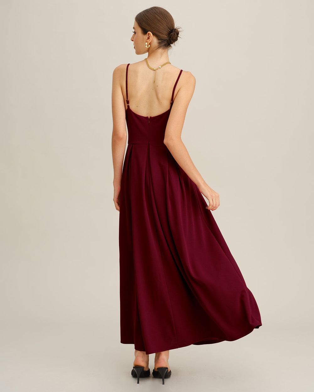 Vestido Victoria | Elegancia en Satén Tono Vino
