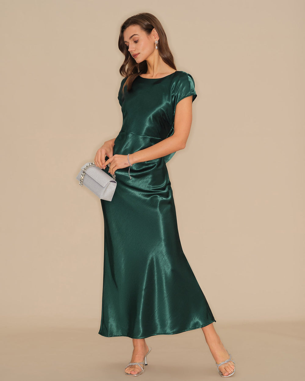 Vestido Miranda | Elegancia en Satén Tono Verde