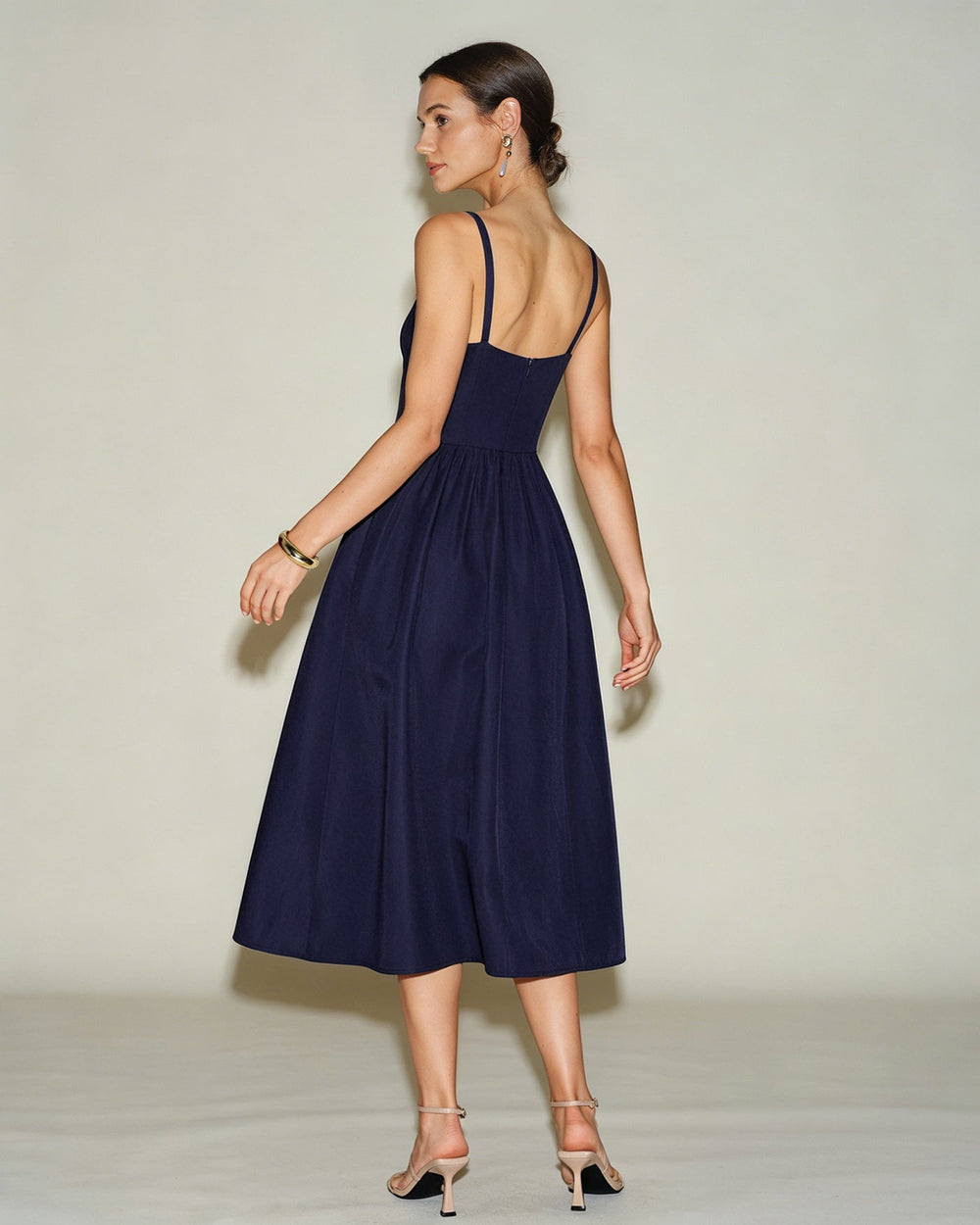Vestido Valeria | Elegancia en Satén Tono Azul