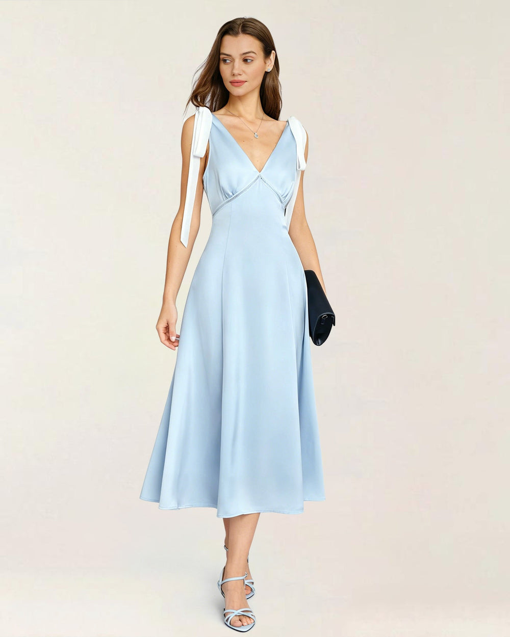 Vestido Chiara | Elegancia en Satén Tono Azul