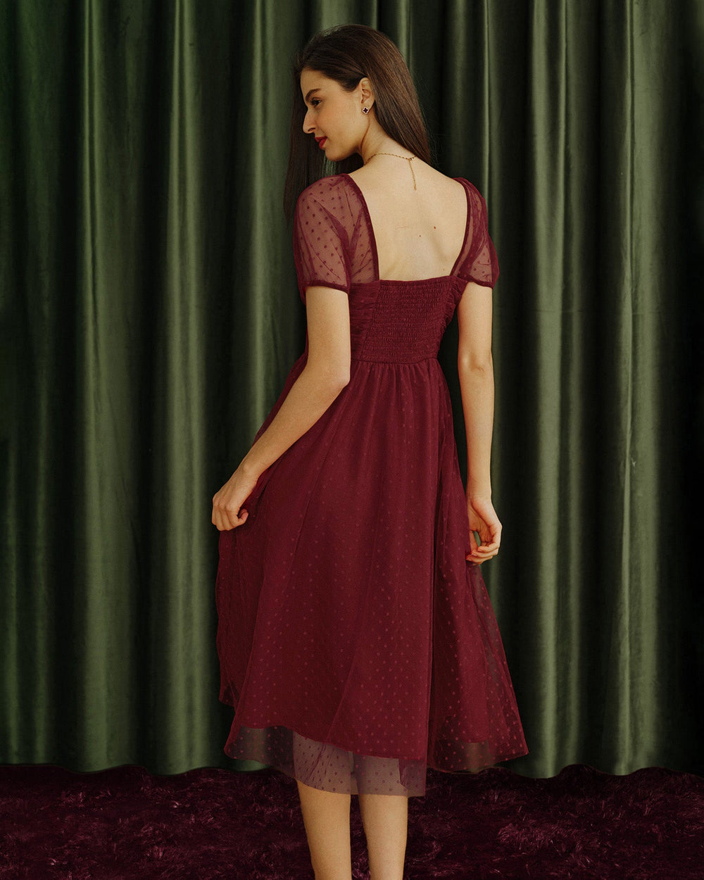 Vestido Blair | Elegancia en Satén Tono Rojo