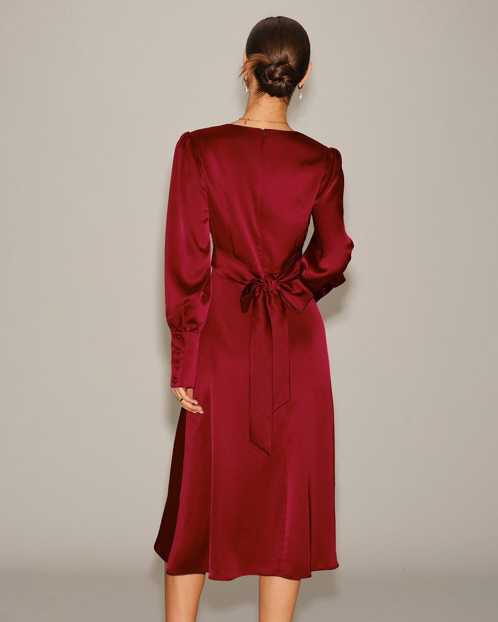 Vestido Ariadna | Elegancia en Satén Tono Vino