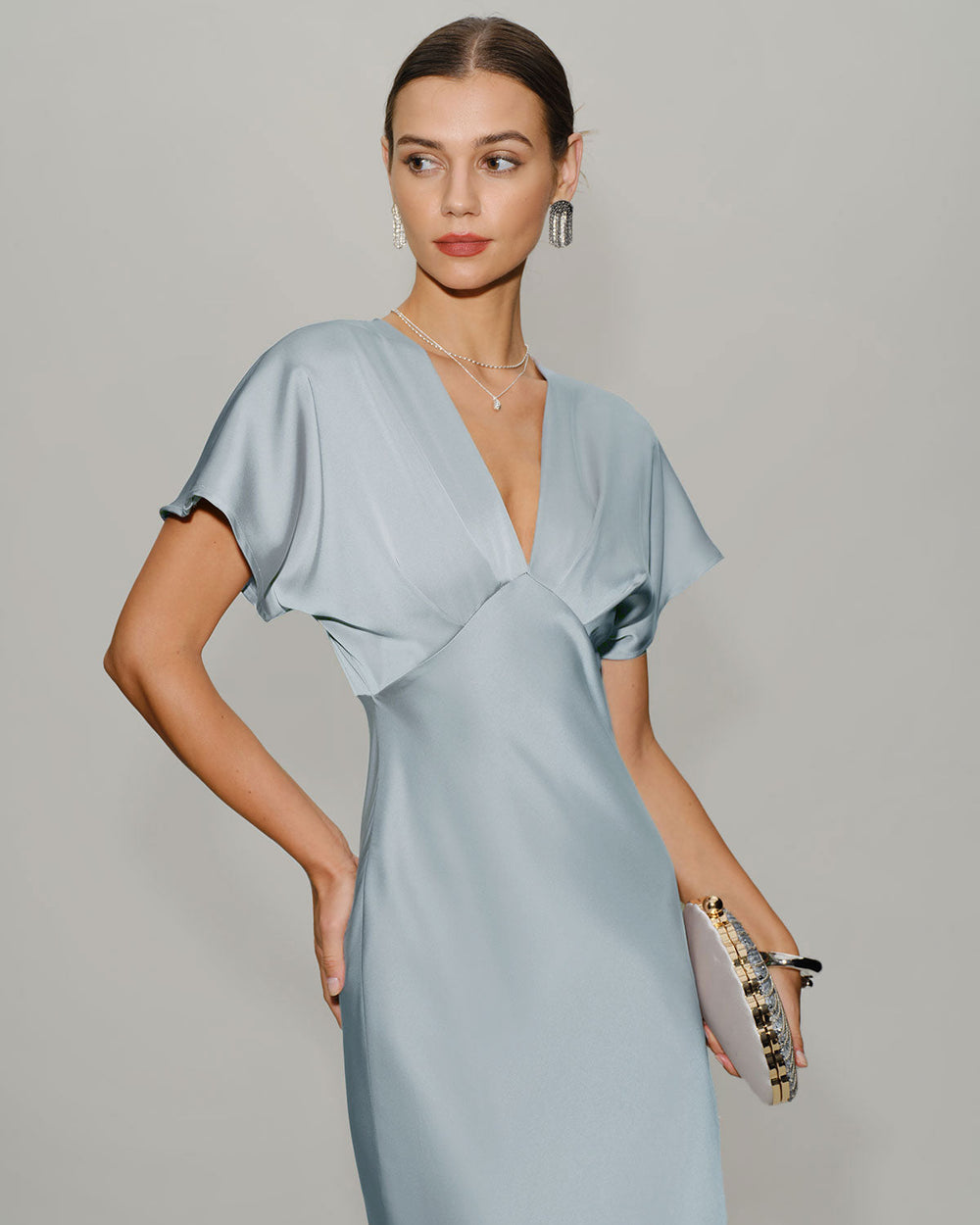 Vestido Antonella | Elegancia en Satén Tono Azul