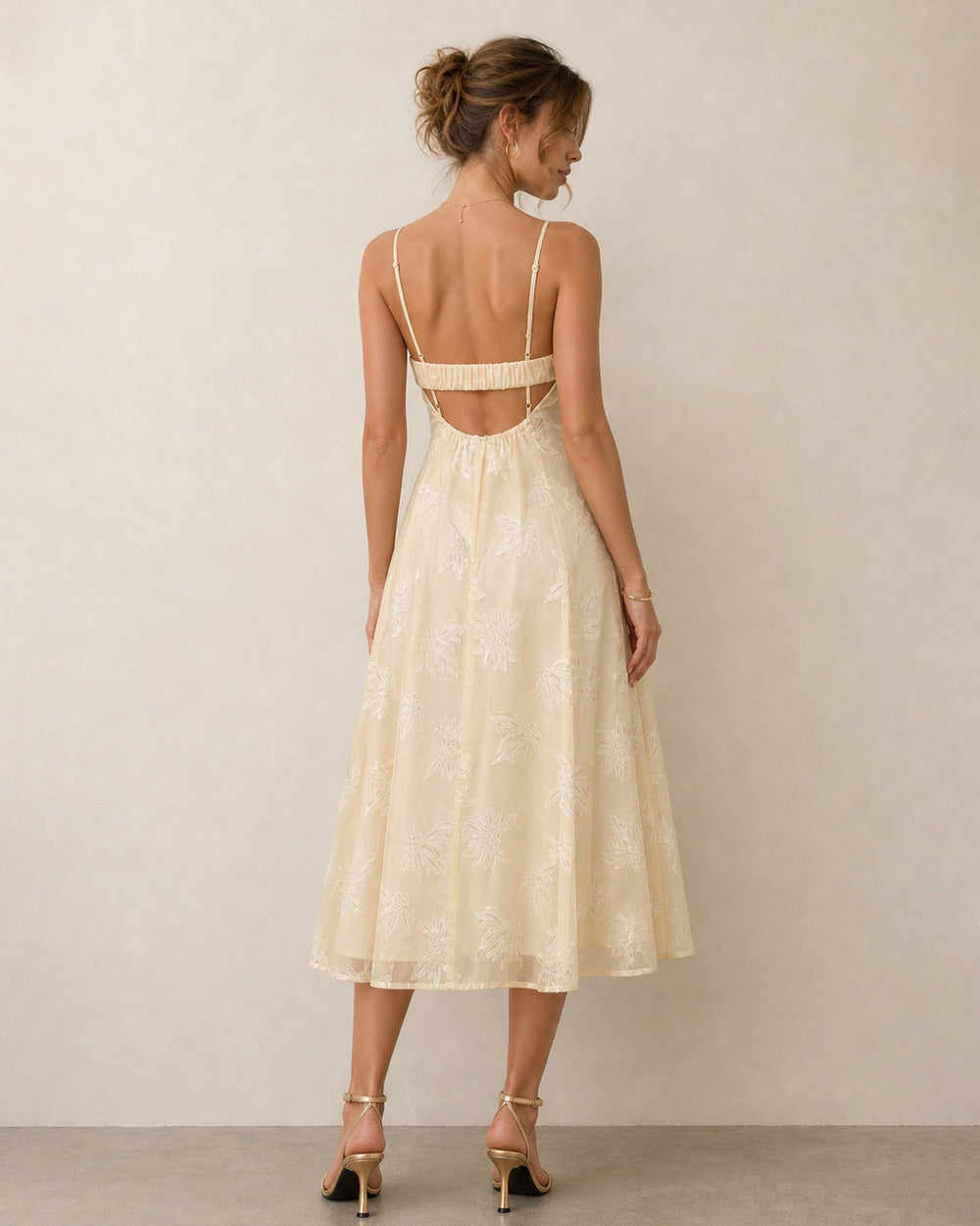 Vestido Camila | Elegancia en Jacquard Tono Durazno