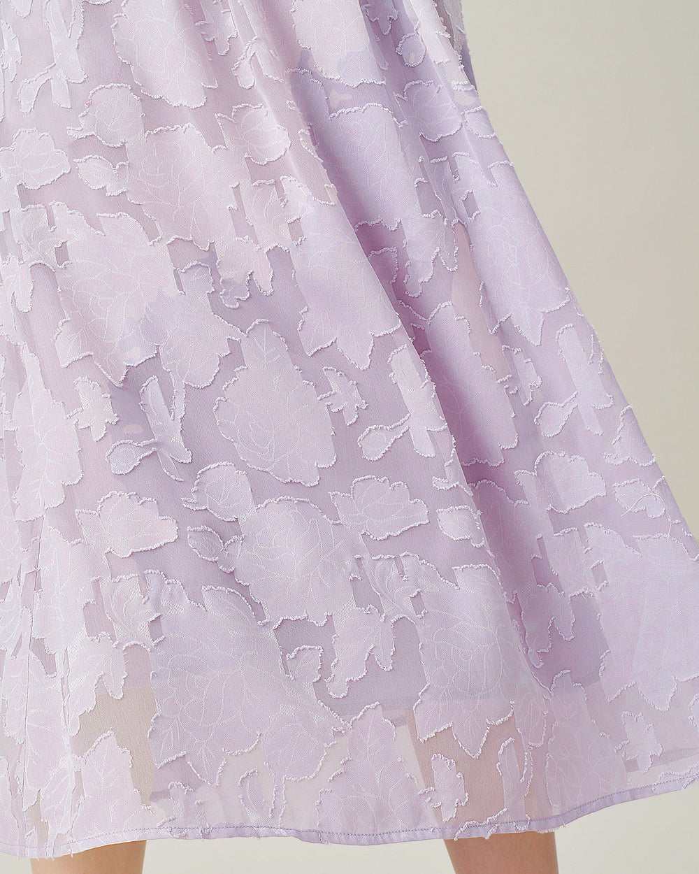 Vestido Ginevra | Elegancia en Jacquard Tono Morado