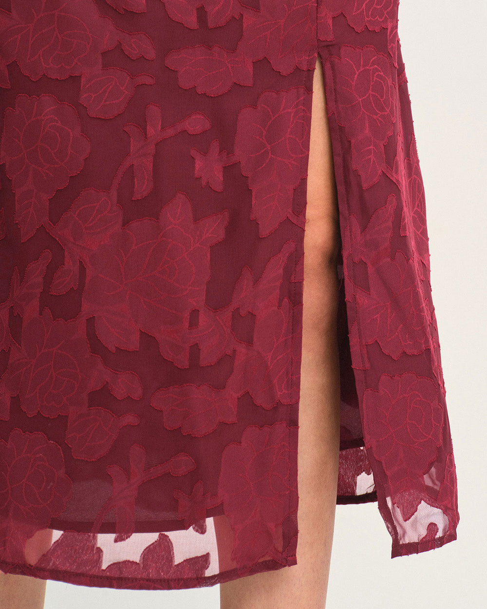 Vestido Martina | Elegancia en Jacquard Tono Vino