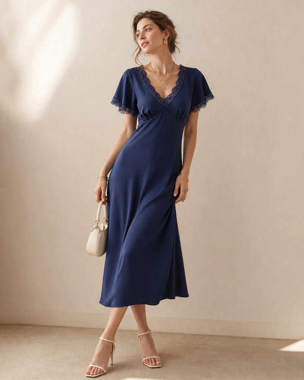 Vestido Ginevra | Elegancia en Encaje Tono Azul marino