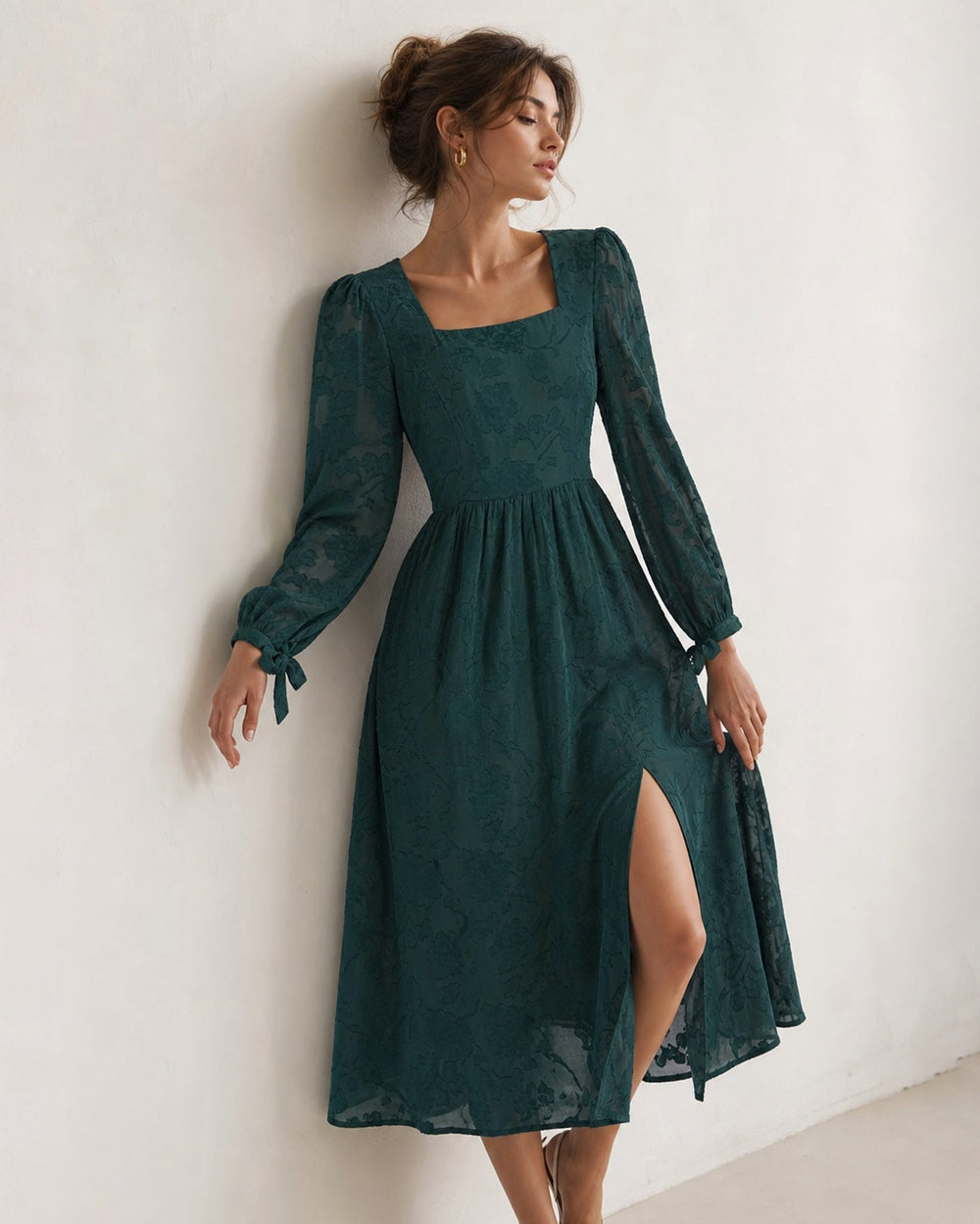 Vestido Renata | Elegancia en Jacquard Tono Verde