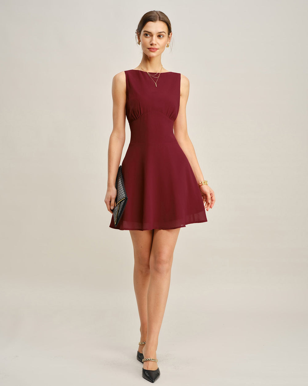 Vestido Amalia | Elegancia en Satén Tono Vino