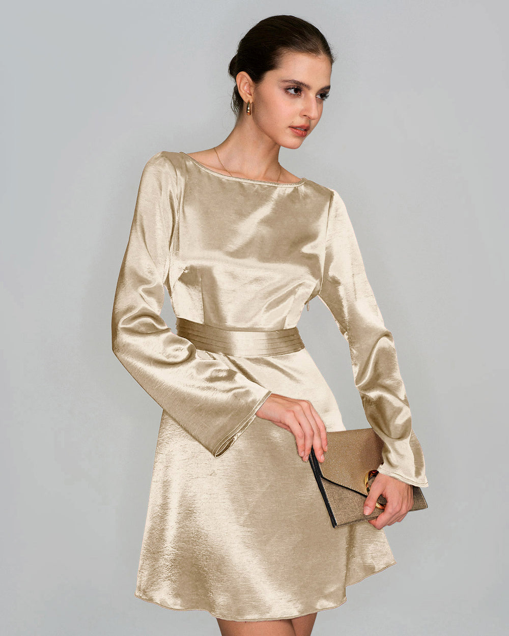 Vestido Valentina | Elegancia en Satén Tono Durazno