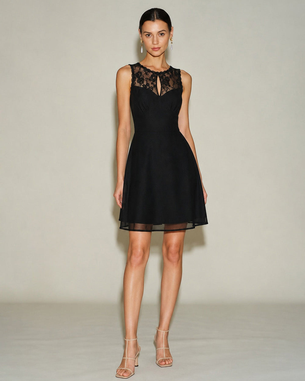 Vestido Luciana | Elegancia en Encaje Tono Negro