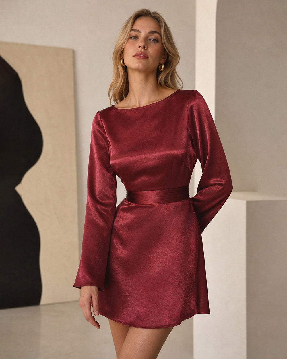 Vestido Antonella | Elegancia en Satén Tono Vino