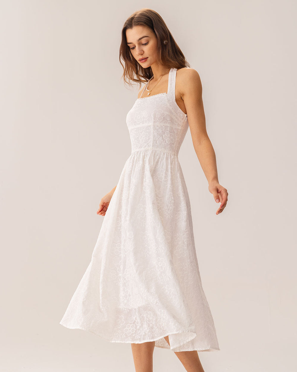 Vestido Camila | Elegancia en Satén Tono Blanco