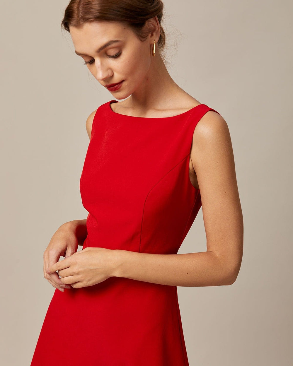 Vestido Julieta | Elegancia en Satén Tono Rojo