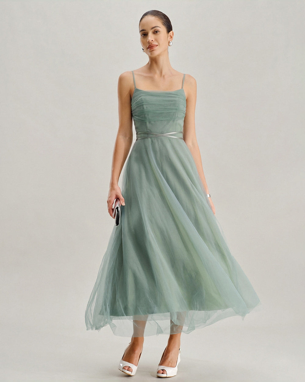 Vestido Regina | Elegancia en Malla Tono Verde