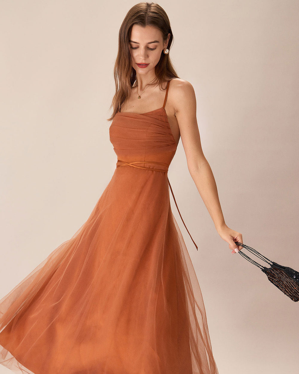 Vestido Regina | Elegancia en Malla Tono Caramelo