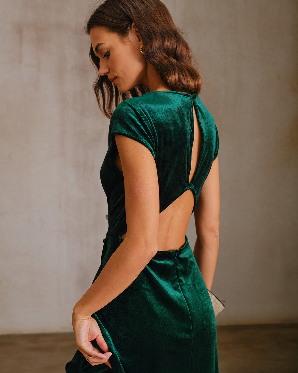 Vestido Alessia | Elegancia en Terciopelo Tono Verde
