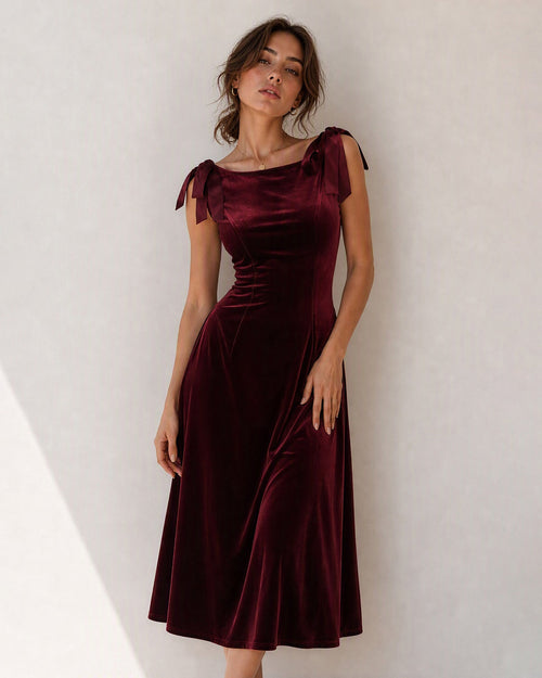 Vestido Genevieve | Elegancia en Terciopelo Tono Rojo