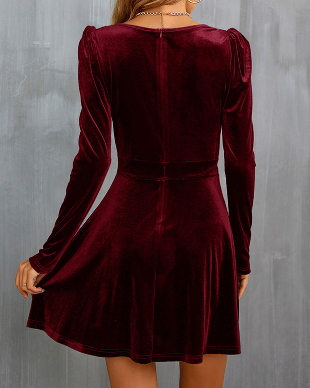 Vestido Camila | Elegancia en Terciopelo Tono Vino