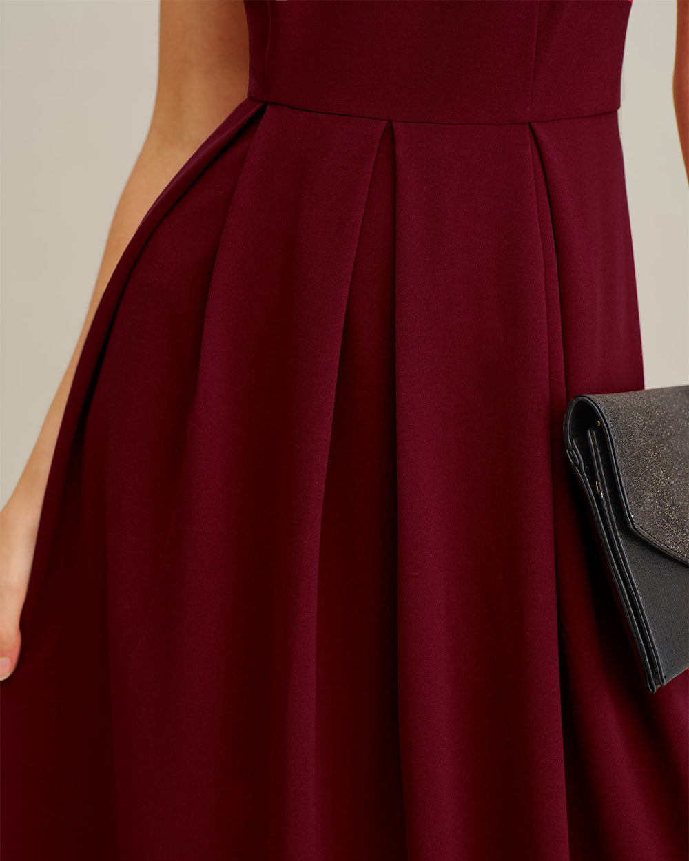 Vestido Victoria | Elegancia en Satén Tono Vino