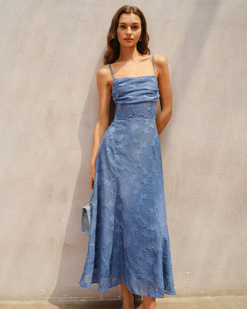 Vestido Alessia | Elegancia en Jacquard Tono Azul