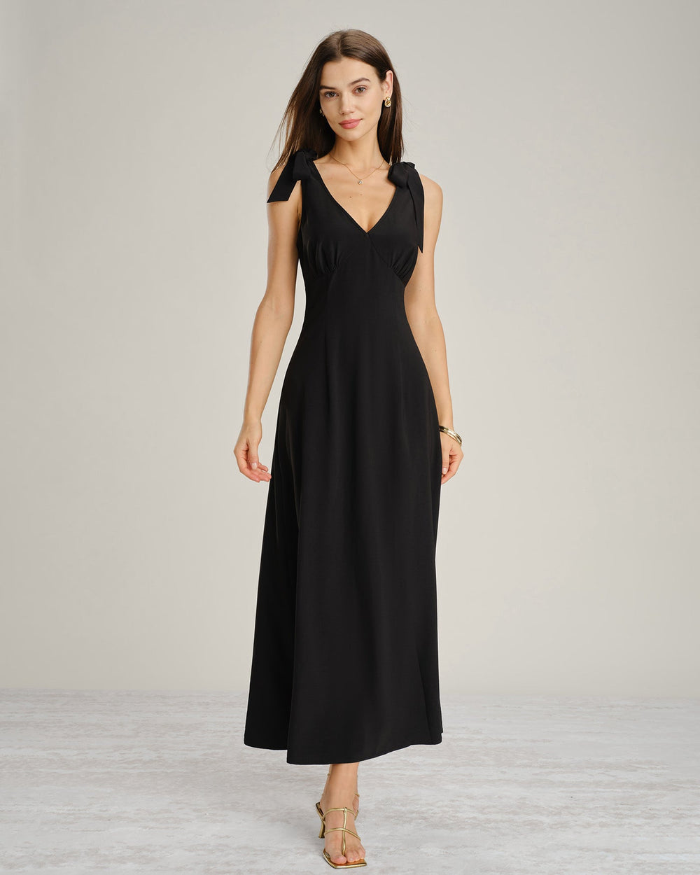 Vestido Constanza | Silueta Tubo en Tono Negro