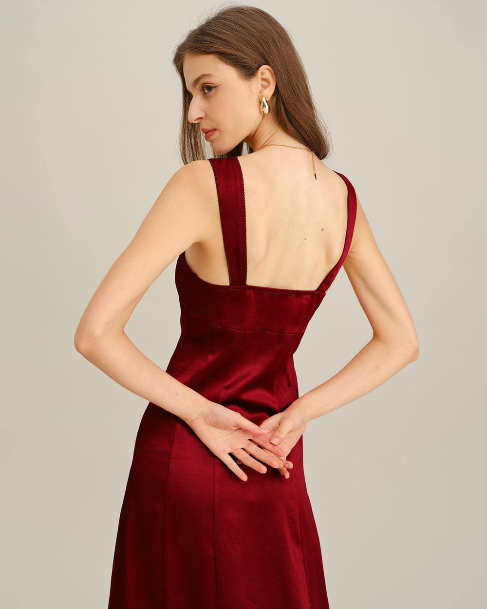 Vestido Sofía | Elegancia en Satén Tono Rojo