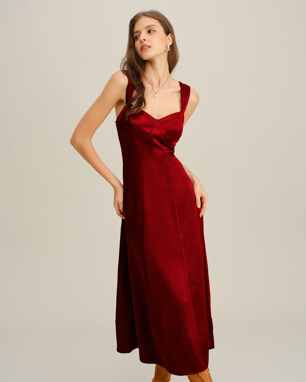 Vestido Sofía | Elegancia en Satén Tono Rojo