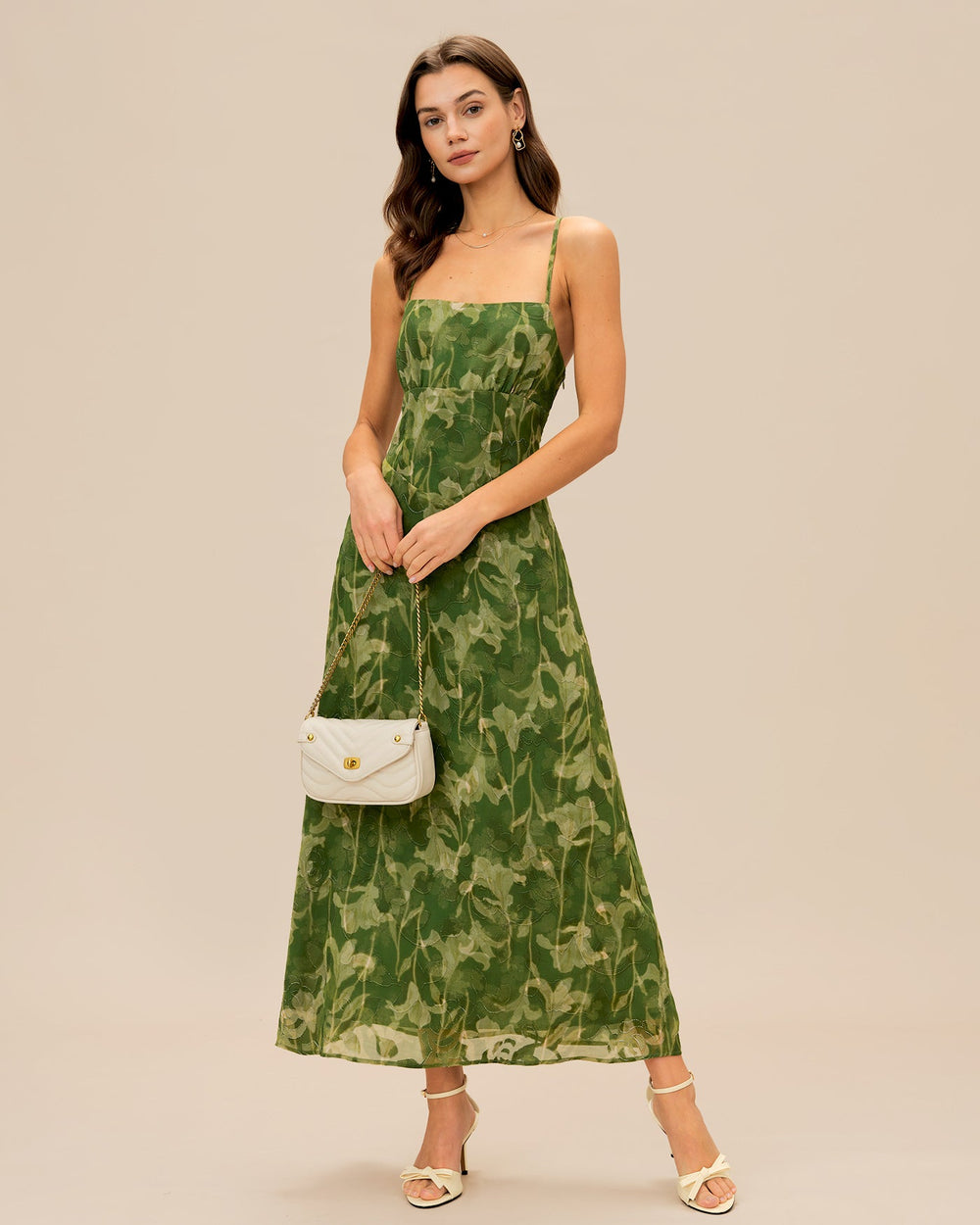 Vestido Alessia | Elegancia en Satén Tono Verde