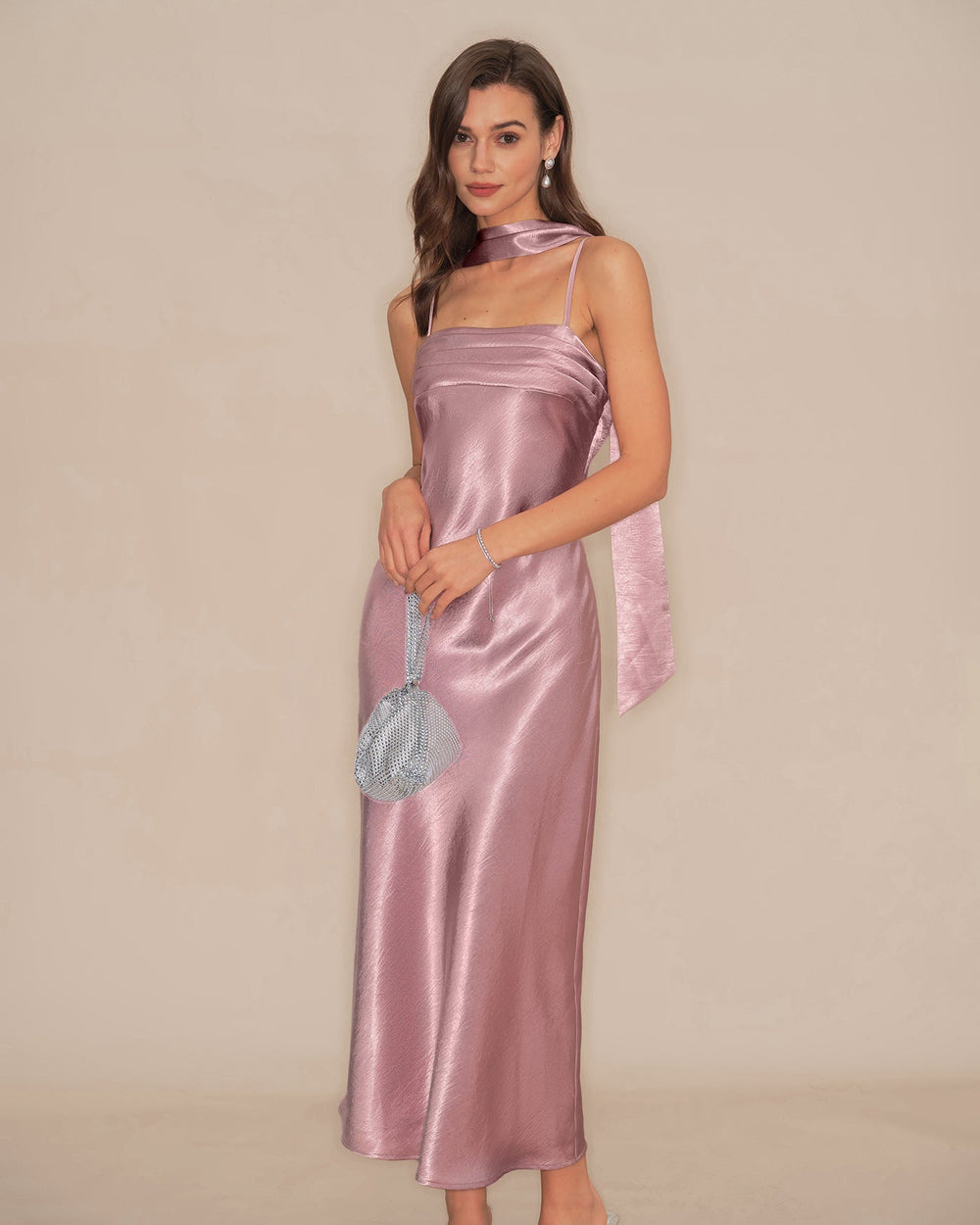 Vestido Valentina | Elegancia en Satén Tono Rosa