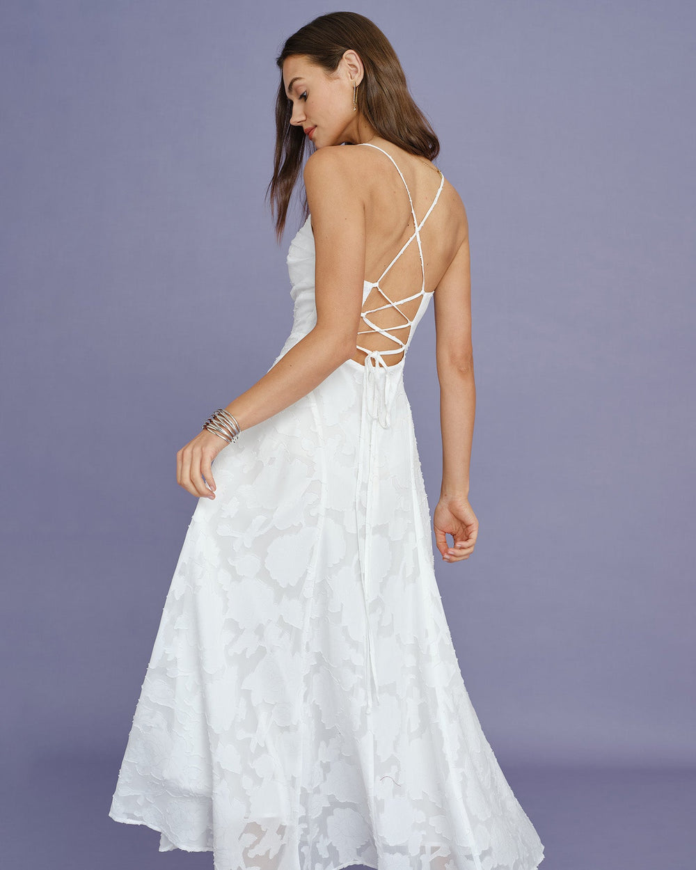 Vestido Julieta | Elegancia en Jacquard Tono Blanco