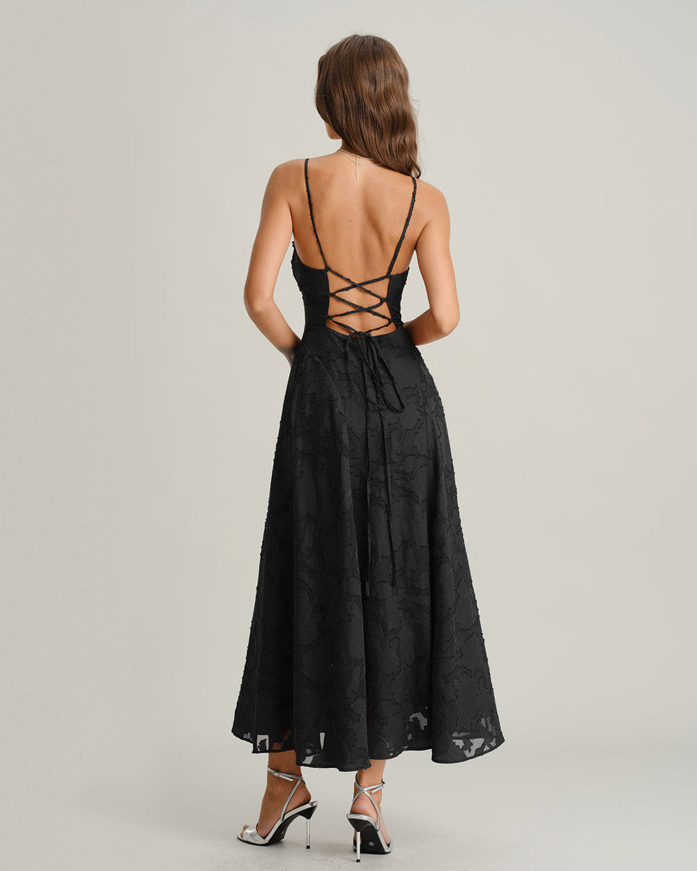 Vestido Valentina | El LBD en Jacquard de Lujo