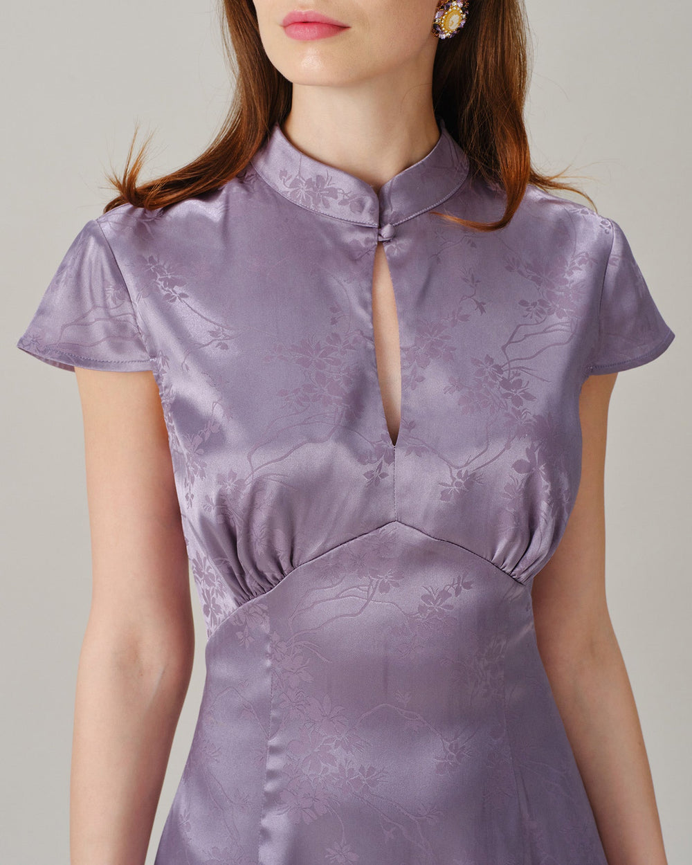 Vestido Blair | Elegancia en Satén Tono Morado