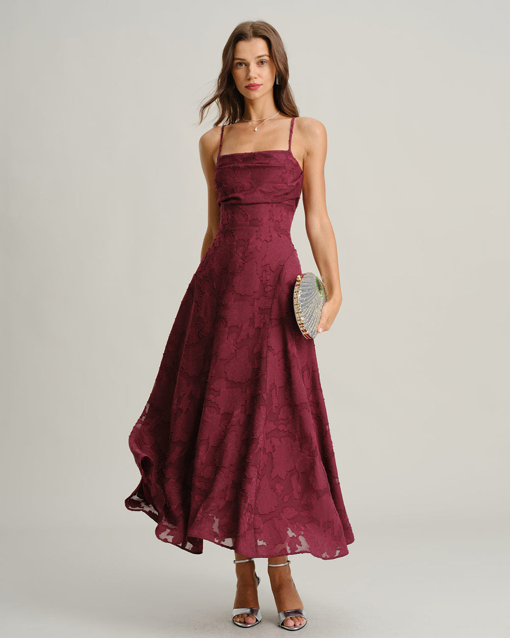 Vestido Leonora | Elegancia en Tono Vino