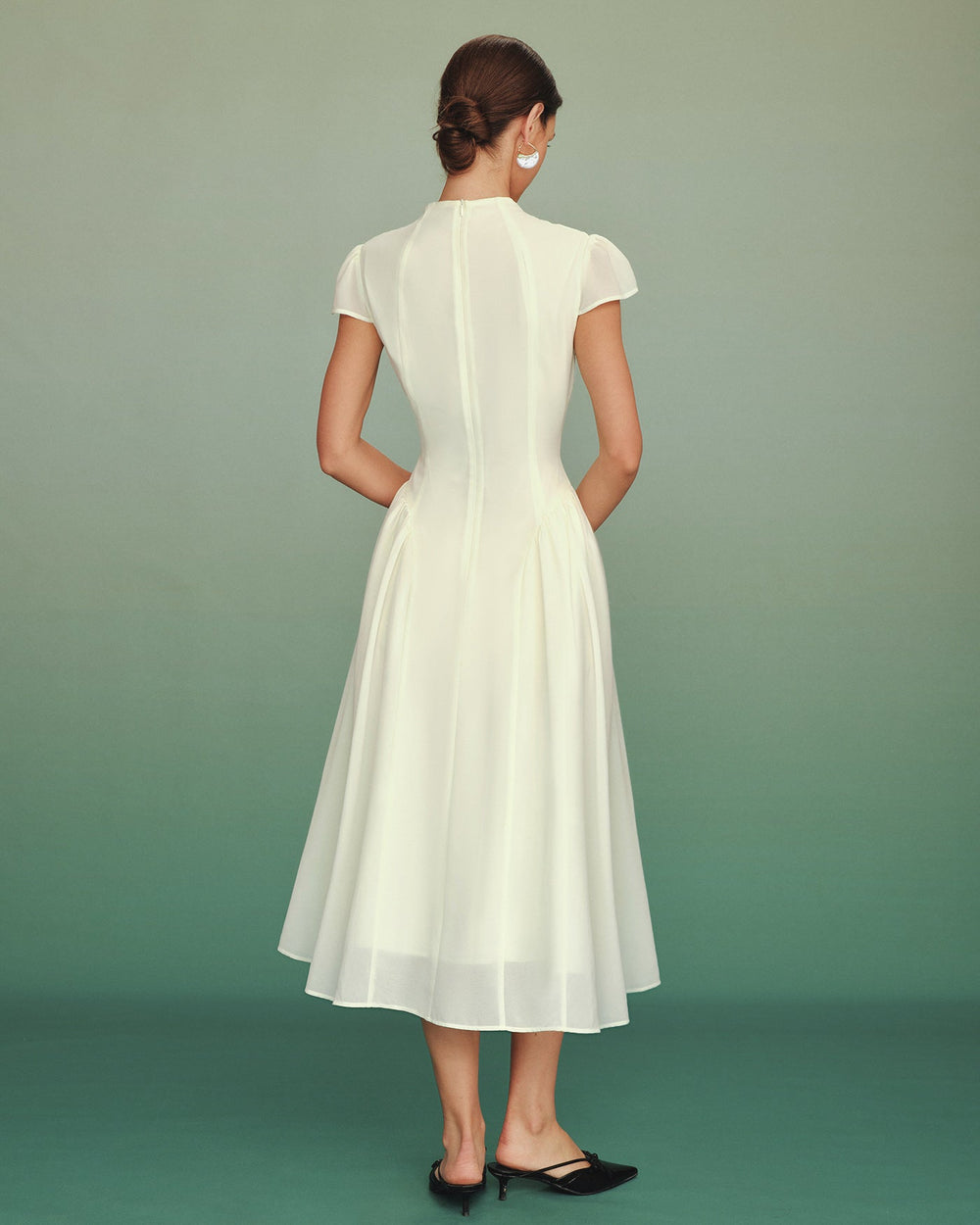 Vestido Catalina | Elegancia en Satén Tono Durazno