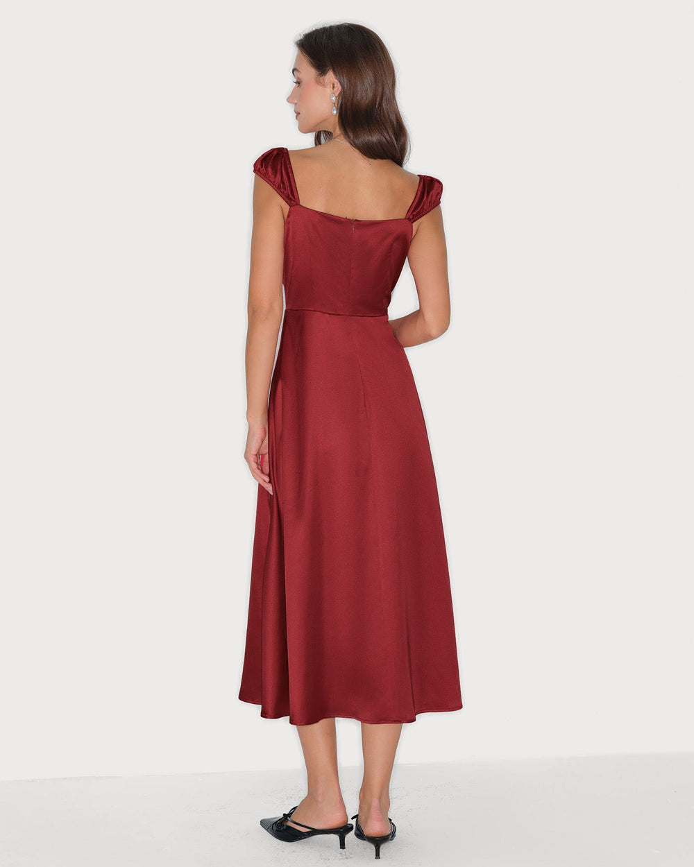 Vestido Chiara | Elegancia en Satén Tono Rojo