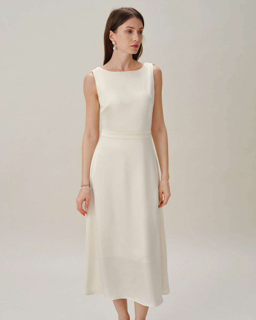 Vestido Ariadna | Elegancia en Satén Tono Durazno