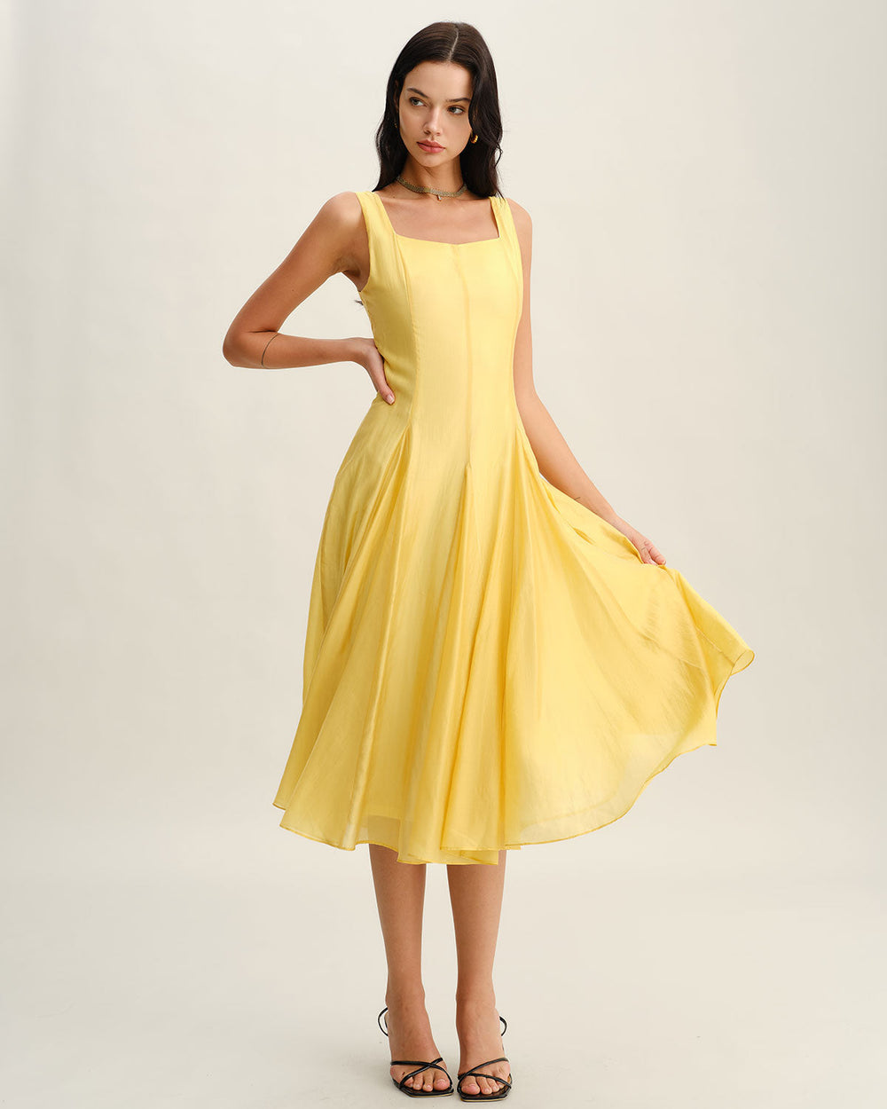 Vestido Valentina | Elegancia en Satén Tono Amarillo