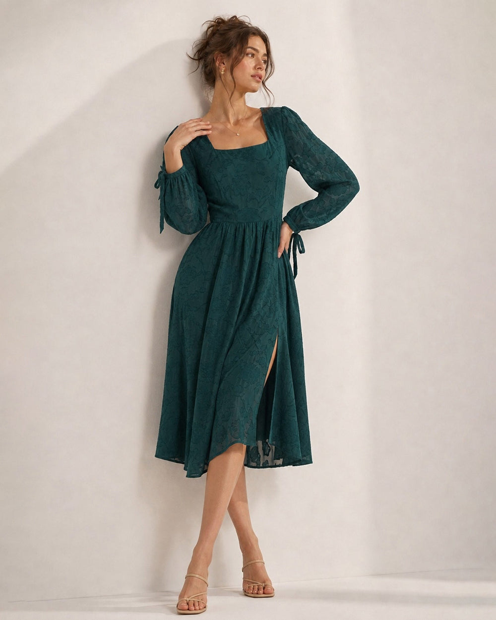 Vestido Renata | Elegancia en Jacquard Tono Verde