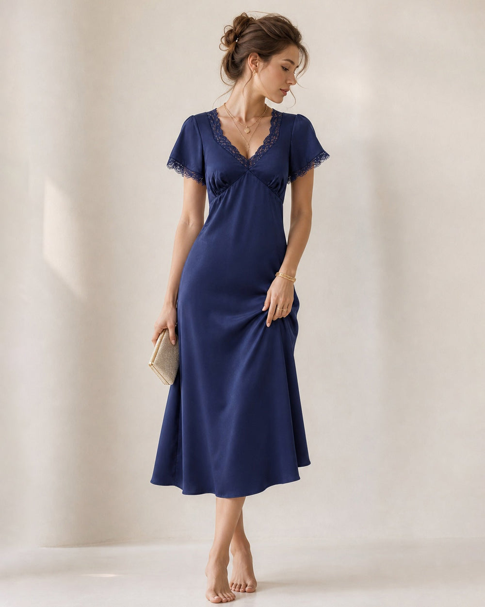 Vestido Ginevra | Elegancia en Encaje Tono Azul marino